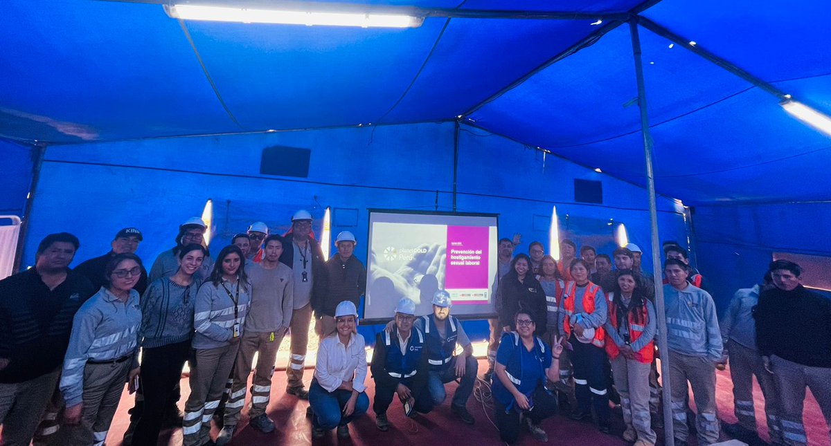 planetGOLD_PE's tweet photo. El hostigamiento sexual es una de las formas de violencia de género más usuales en el ámbito laboral.

En cumplimiento de los criterios planetGOLD, realizamos charlas de sensibilización para la prevención del hostigamiento sexual a trabajadores/as de la empresa minera @IncaOne. https://t.co/HkpnG5nyII