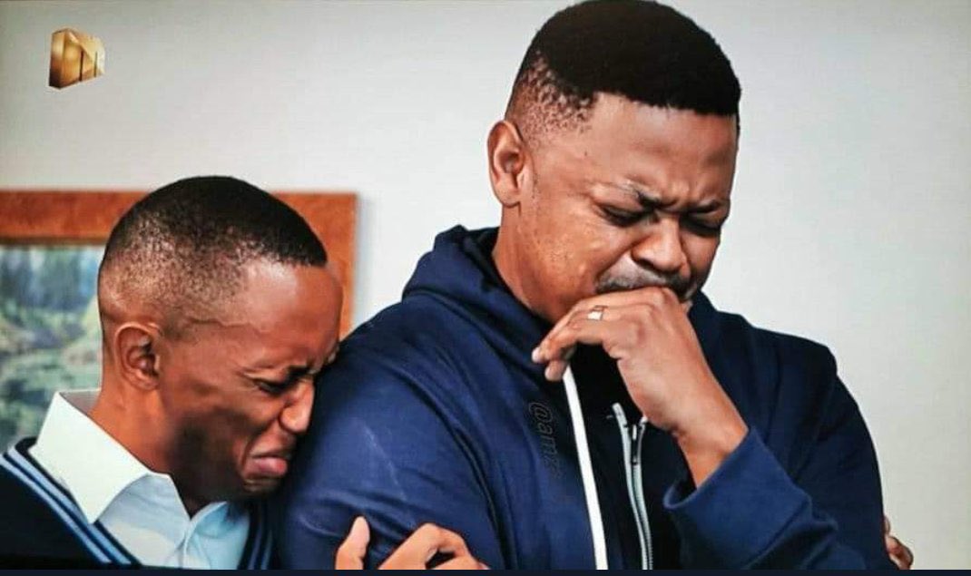 boots_prince's tweet photo. @MohlaleGCR Yehlisani ukuphapha😂😂 https://t.co/ThD5XnJBj2