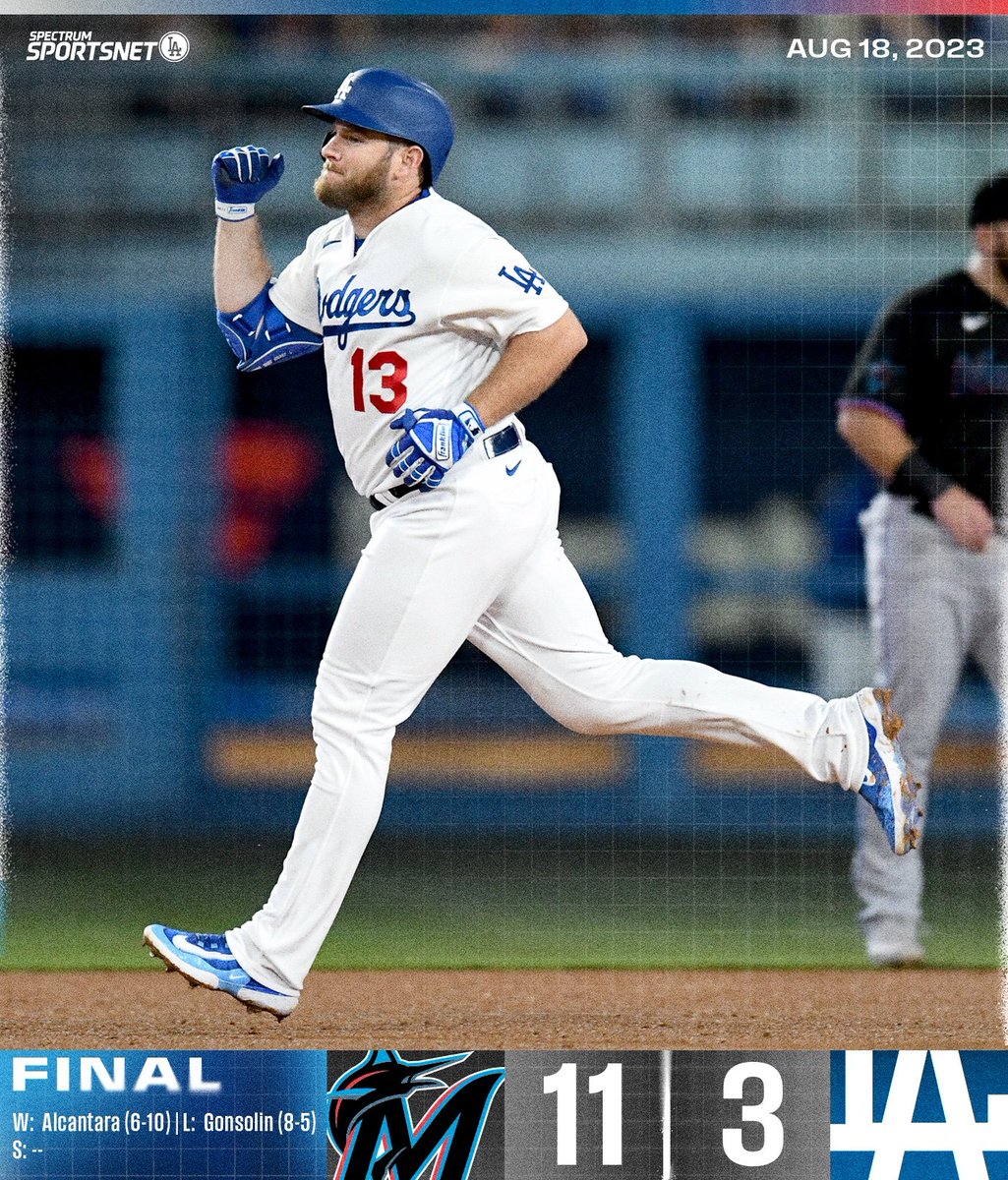 Dodgershaiku1's tweet photo. About last night 
8/18/23
Marlins 11 Dodgers 3

Goose serves 5 Homeruns
Betts, Muncy, outman go boom
Rojas perfect frame

#jorgesoler 2 #jakeburger #jacobstallings #jazzchrisholm #mookiebetts
#Maxmuncy #jamesoutman #dodgerstadium #tonygonsolin https://t.co/6s03U3vfly
