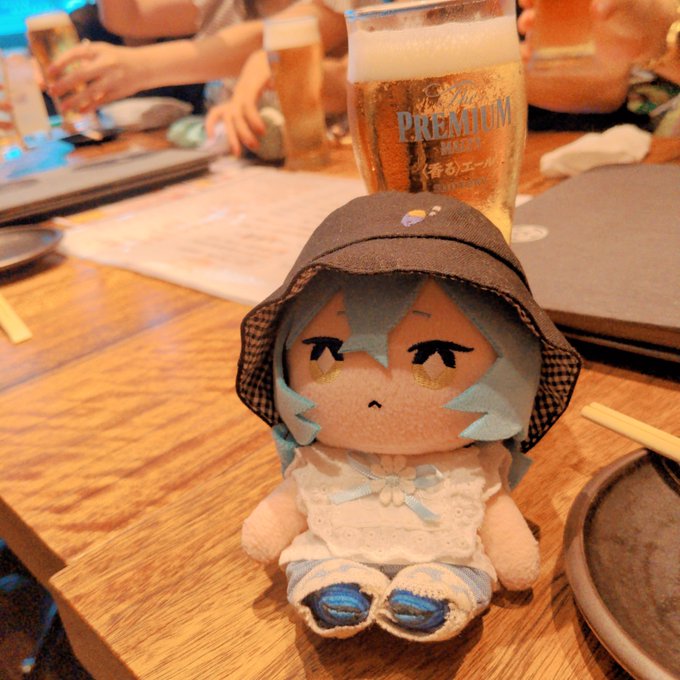 「ビール 座る」のTwitter画像/イラスト(新着)