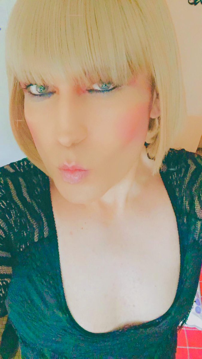 BontLaura3's tweet photo. Qui veut jouer à Montpellier ??  #DragRaceFrance #Montpellier #DragRace https://t.co/Cg8fc8Bysp
