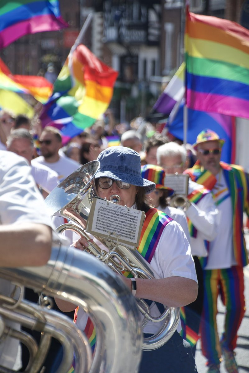 izzy_cook8's tweet photo. Excellent atmosphere in Chester today for #ChesterPride 🌈🌈🌈 https://t.co/wQVJndj6zl