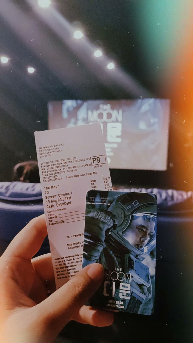 JustProtectNCT's tweet photo. Solo flight earlier! Thank you @weare10_EXO !! https://t.co/MqDHyg2tEx