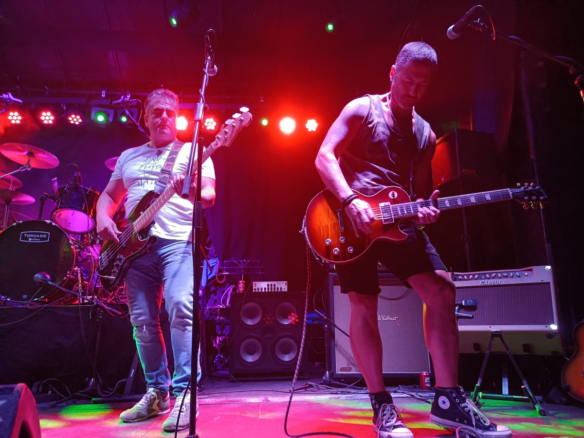 4 de copas tweet media