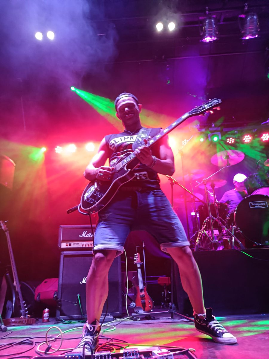 4 de copas tweet media