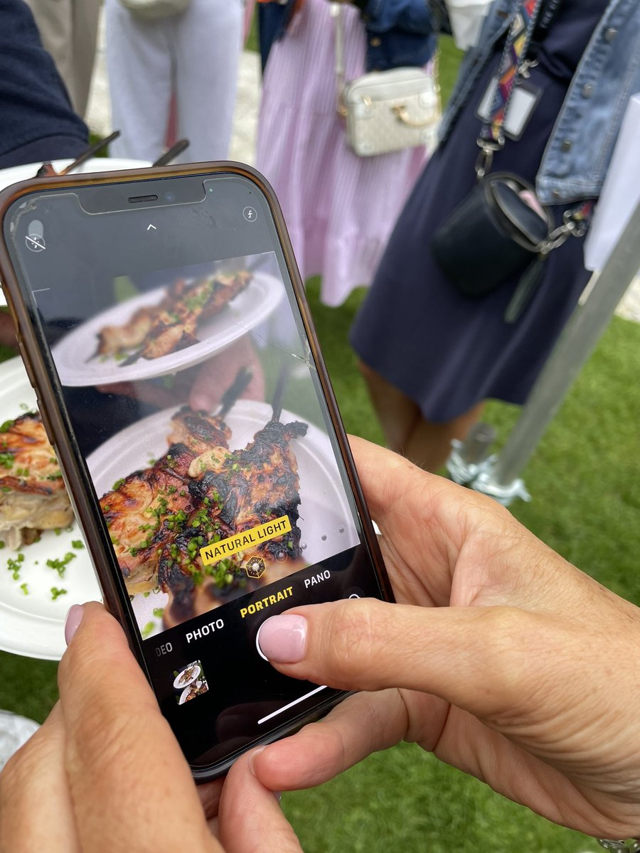 Chef Aaron Dixon tweet media