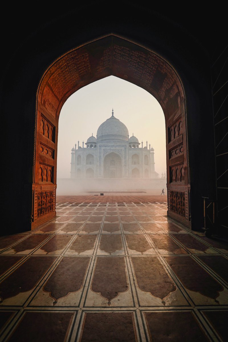 incredibleindia's tweet photo. On #WorldPhotographyDay, we're celebrating talented photographers capturing India's truest charm. Here are some of travelwithdanish’s cherished photographs and his experience showcasing the magic India brings to their craft! 

“What can I say about Taj! Whenever you see it, “Wah Taj” just pops in your mind for a reason. It’s grandeur and beauty will always leave you startled. India is a photographers’ delight and that’s why photographers from all over the world come here to capture and explore India, its rich architecture and heritage!” #IncrediblyLegendary 

#visitindiayear2023 #myincredibleindia #incredibleindia #dekhoapnadesh #tajmahal #worldphotographyday #photography #travelphotography #travelgram 

@tourismgoi @kishanreddybjp @PIBTour @PIB_India