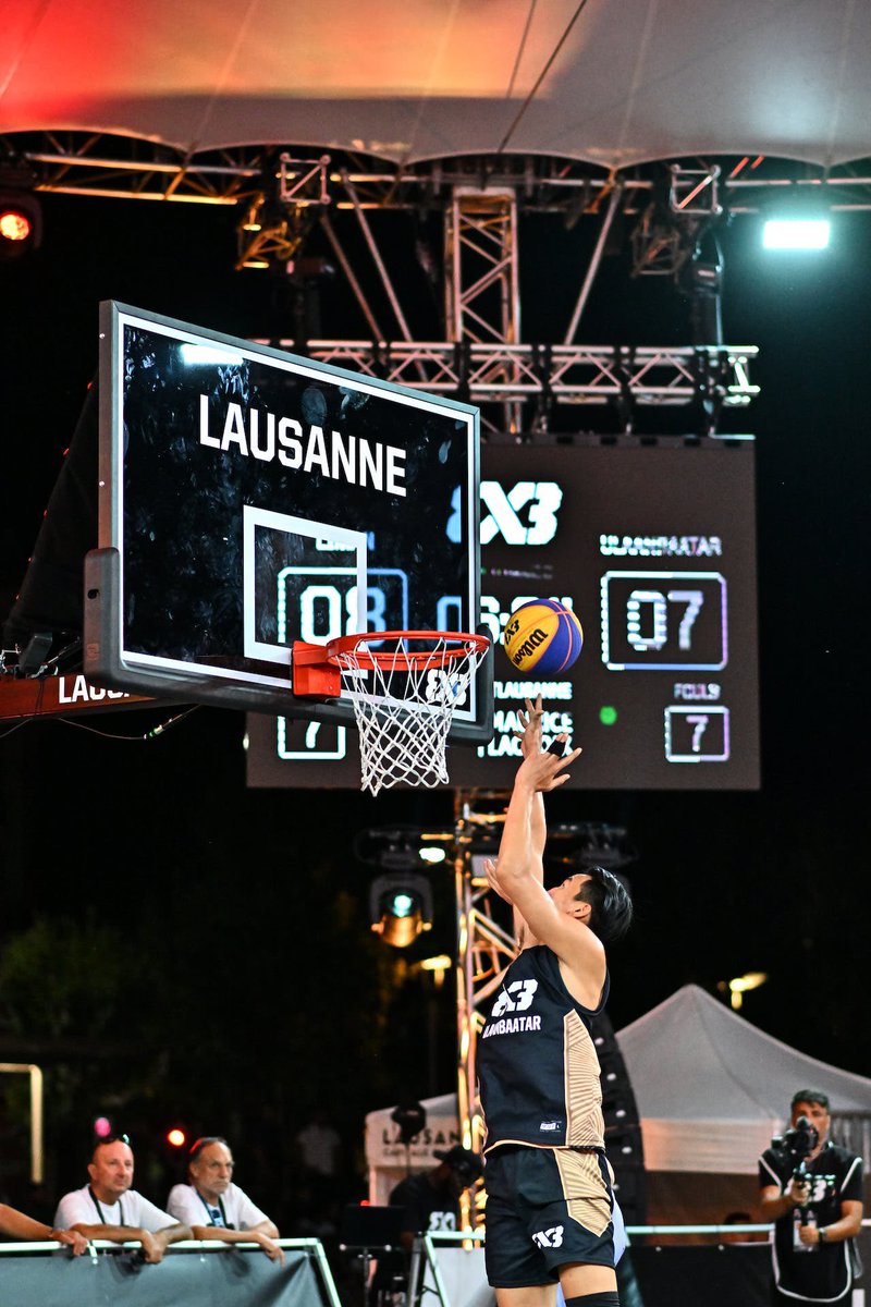3x3ulaanbaatar's tweet photo. Team finished at 9th place and missed quarterfinal by one point 🥺 
❌ 14:21 🆚 Sant Feliu 🇪🇸
✅ 22:17 🆚 Liman 🇷🇸
#3x3WTLausanne 
Next stop 🔜 Shanghai Challenger https://t.co/qNUpKOkKTh
