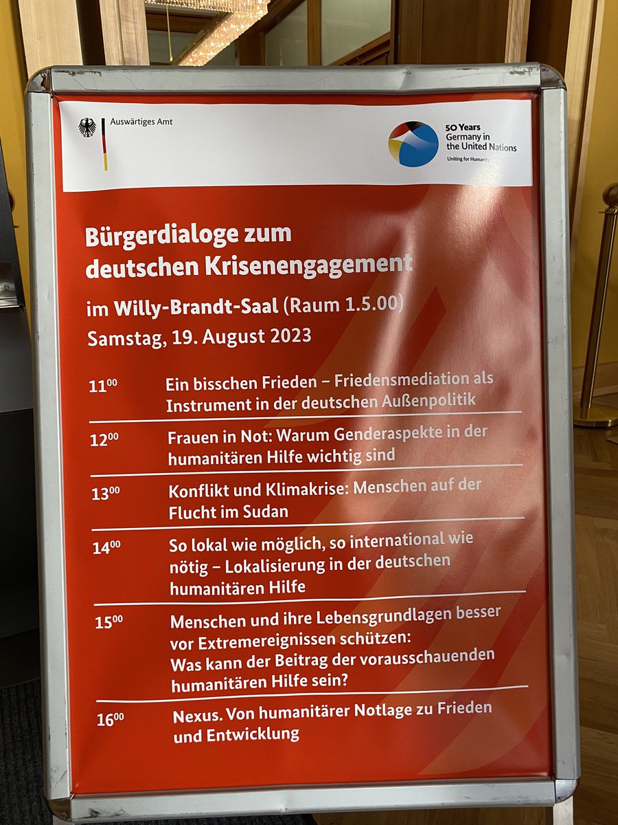 Alle Bedürfnisse mitdenken – das ist gender-sensible hum. Hilfe. In Flüchtlingslagern gibt es inzw. unterschiedliche Hygiene-Artikel für 🚹 &amp; 🚺. „Eigentlich selbstverständlich.“, so Deike Potzel, Abt.-Leiterin <a href="/AA_stabilisiert/">🇩🇪 GER on Peace & Humanitarian Action</a> am #TdoT23 <a href="/AuswaertigesAmt/">Auswärtiges Amt</a> <a href="/cha_germany/">Centre for Humanitarian Action</a> <a href="/care_de/">CARE Deutschland</a>