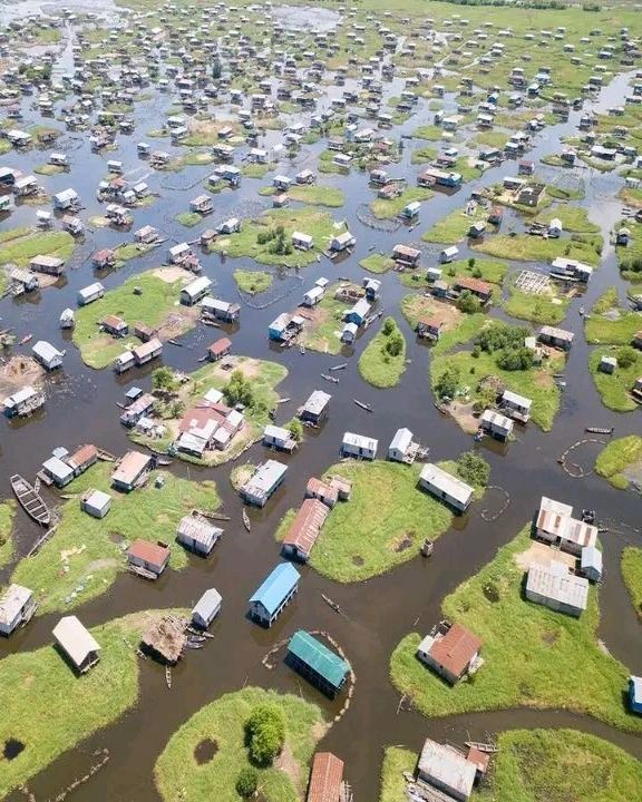 Ganvie: The Floating Village of Benin Republic.

Ganvie is a unique village located in the West African country of Benin. What makes it so unique is that it is situated entirely on water. Often referred to as the "Venice of Africa," Ganvie is home to around 20,000 people and has