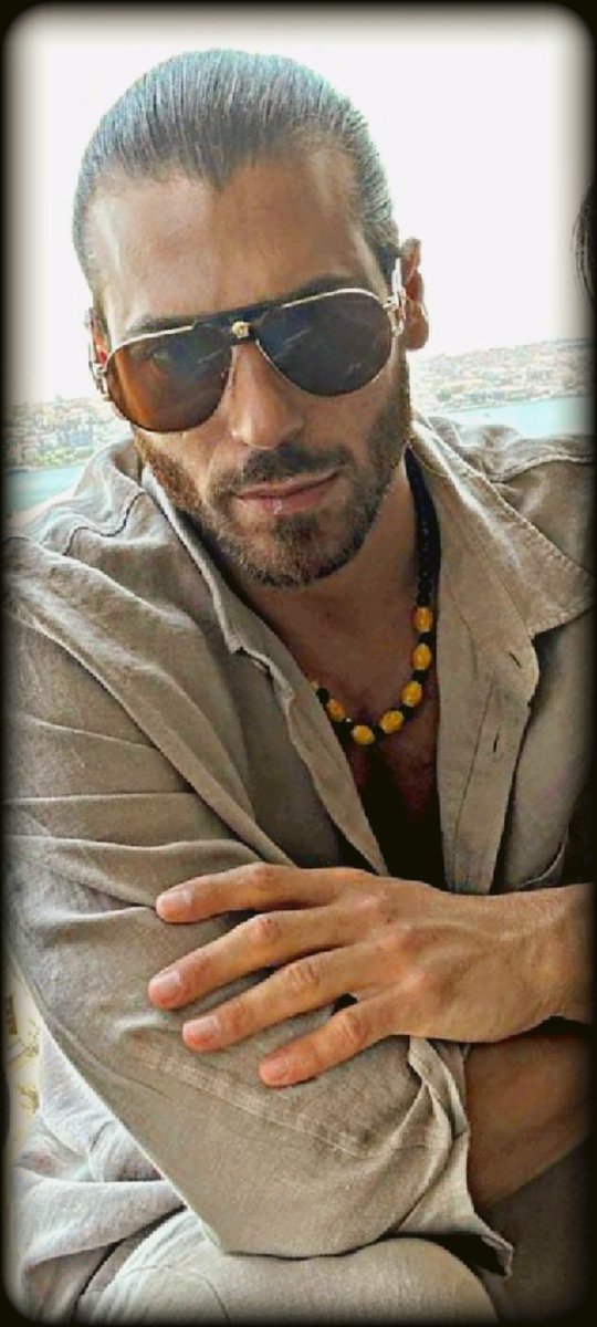 rayca97's tweet photo. Jesús María y José 🔥🔥

no hace falta añadir más ...

#CanYaman https://t.co/D5eJUWwVzE