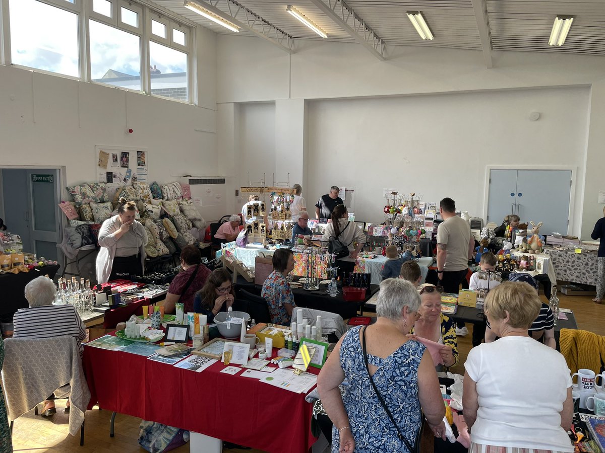 If your in #Durham and want to support the Shadford <a href="/WomensInstitute/">Women's Institute</a> please come along to Sherburn Hill Community Hub and have a look at there indoor market. Please retweet