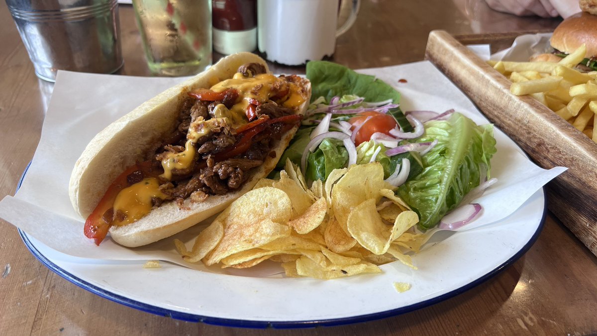 EvoHannan's tweet image. Celebrating some big news with one of my favs, a Philly Cheese Steak! Hope you’re having a nice Saturday! #Design4SDGs #GoCreate