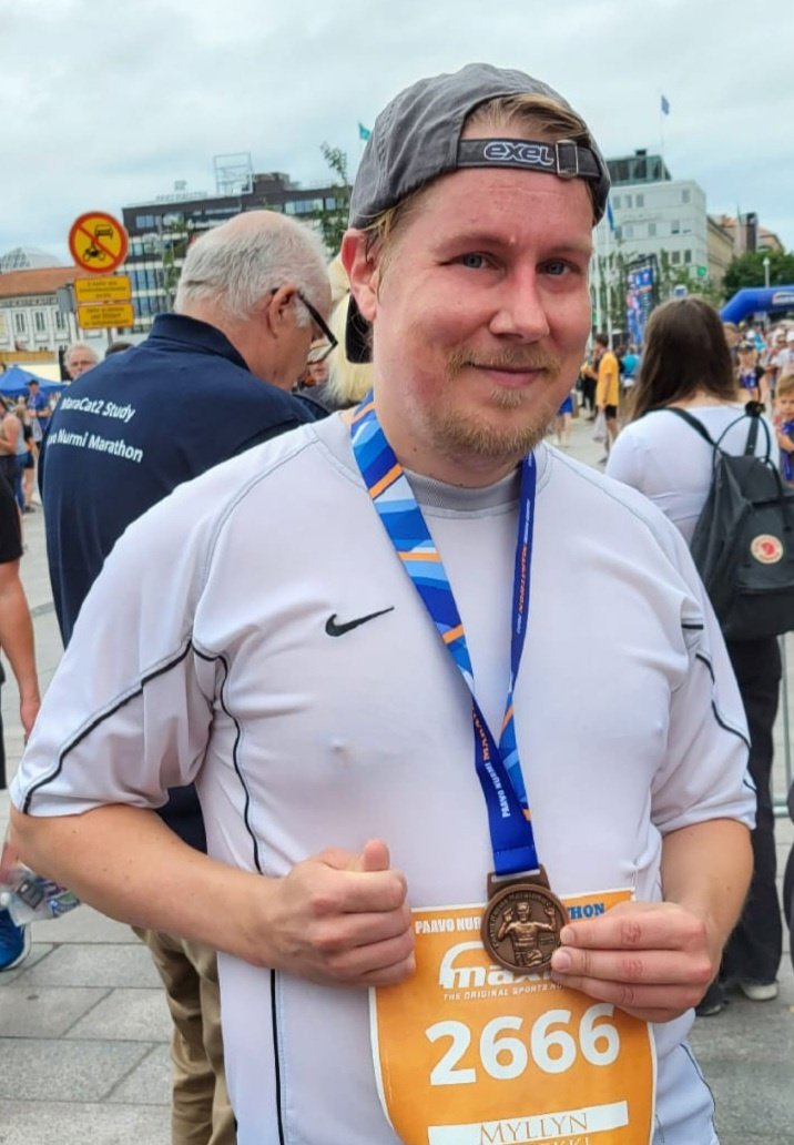 Taas ehjänä maaliin. Uutta PB-aikaa ei tänäkään vuonna. #pnm2023 #paavonurmimaraton