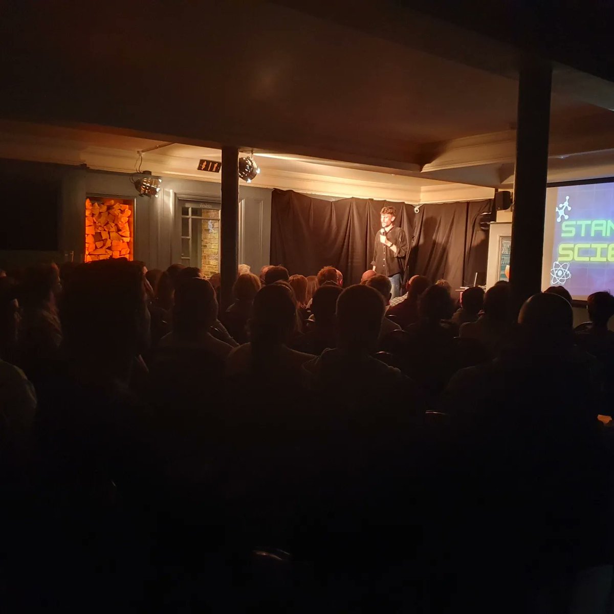 StandUpScience tweet media