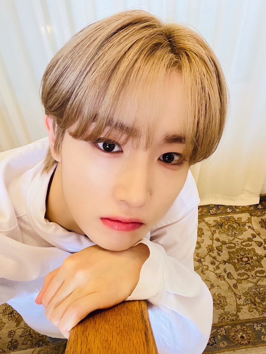 TPST_twt's tweet photo. [#혁] 나랑 같이 소풍가자~><😆 https://t.co/ObxI1gM6kd