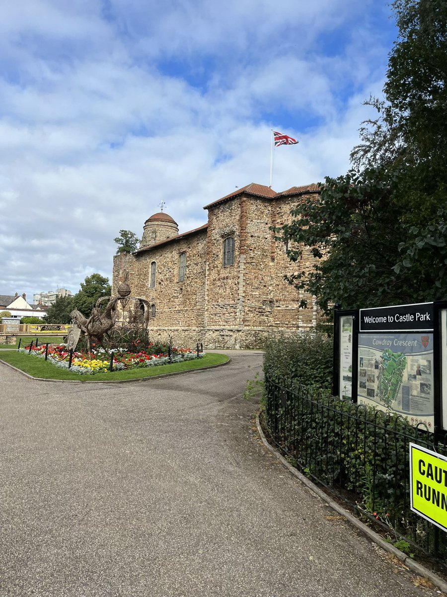 Shiv Smith 💙 tweet media