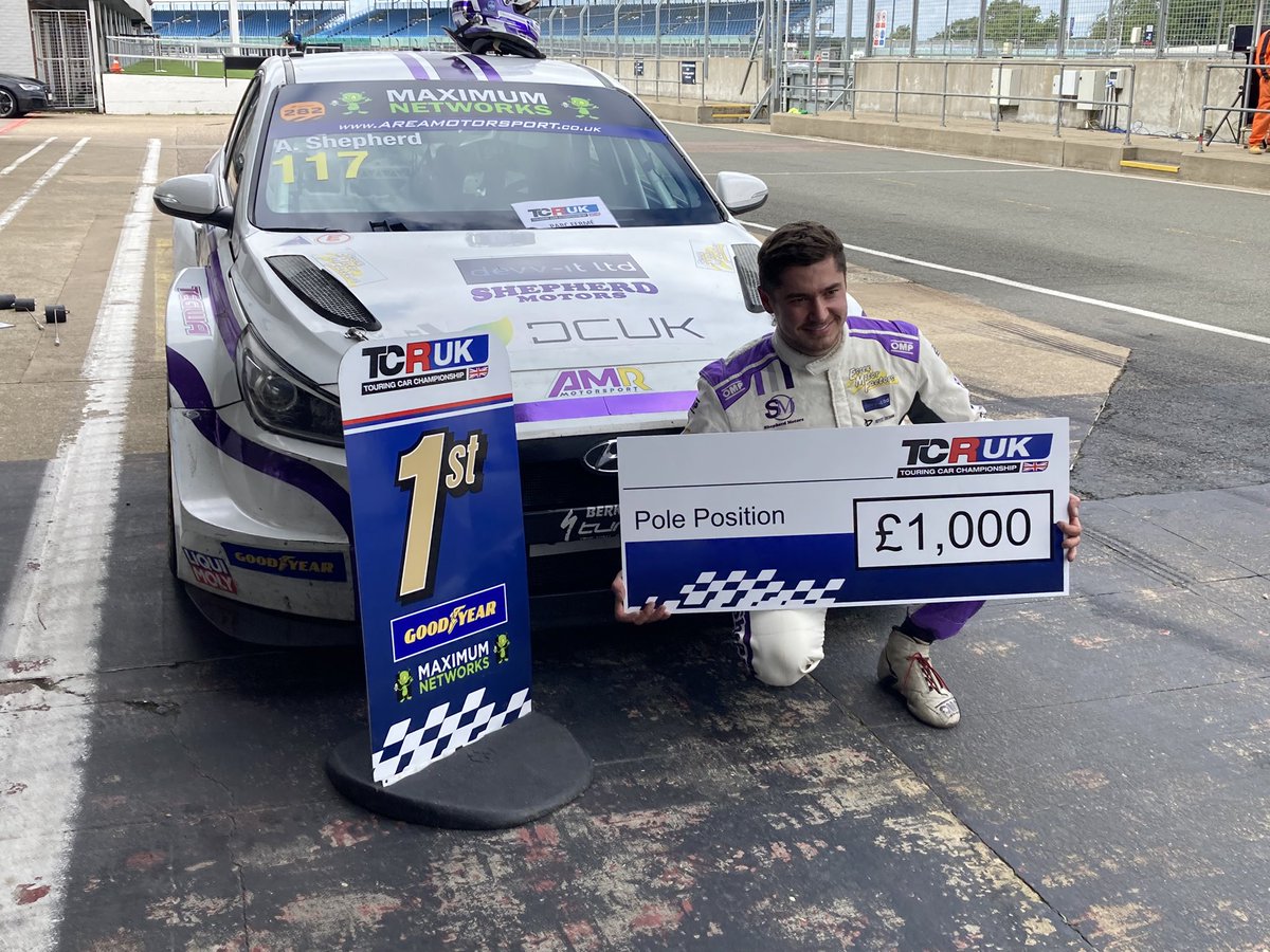 Great day with @TCRUK_series <a href="/SilverstoneUK/">Silverstone</a>