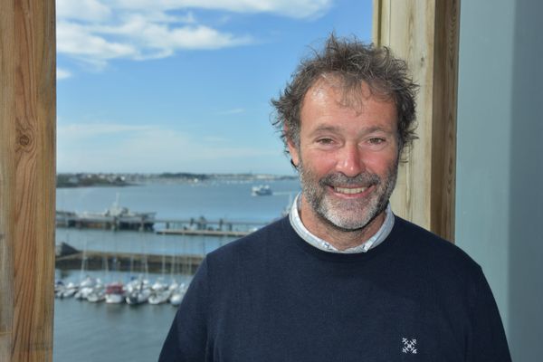 #Climat : "J'ai senti le virage" : harcelé en ligne par des #climatosceptiques, le membre du #Giec Christophe Cassou a suspendu son compte Twitter
 france3-regions.francetvinfo.fr/occitanie/haut…