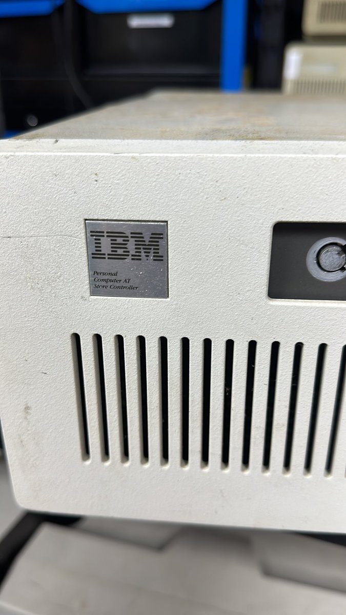 BaudBand's tweet photo. New restoration project. The extra words on the badge have me a surprise. https://t.co/JgUUpHfoa4