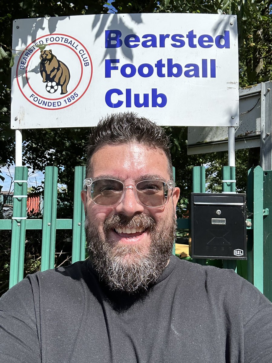 lollujo's tweet photo. Guess where I am? #WinnerStaysOn @EmiratesFACup #RoundHopper @MyRoadToWembley @Bearsted_FC https://t.co/myKAUak6wI