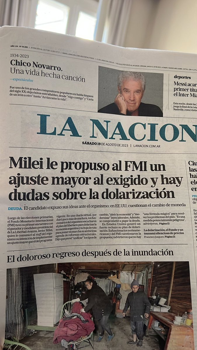 PERIODISTAS MENTIROSOS
Aquí La Nación mintiendo de modo descarado. Yo que sepa ellos no eran parte de la reunión. Por lo tanto, una reunión que parte es confidencial y donde el FMI fue muy constructivo ellos lanzan una mentira.
Pero así operan estos medios adictos a los sobres.