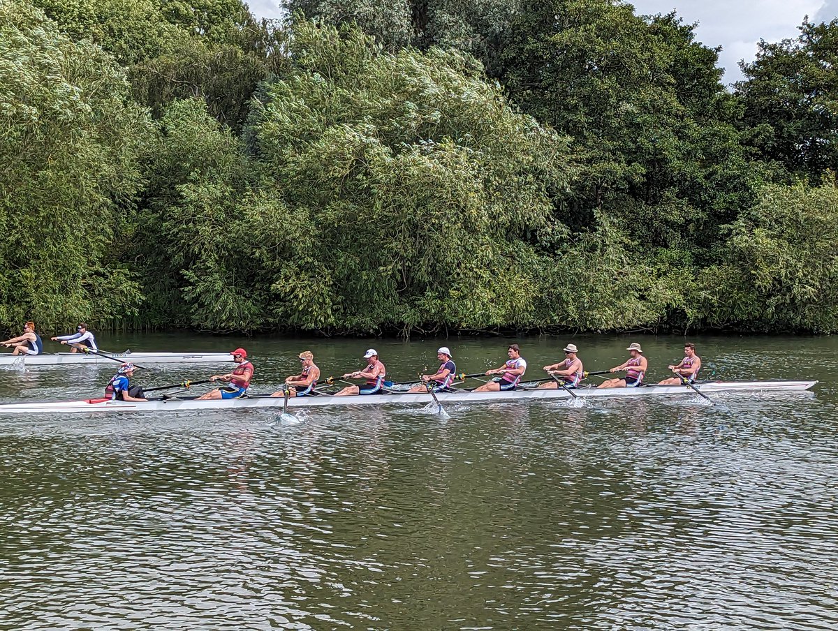 JohnWigginsOX5's tweet photo. Through to the Sprint final @CORC_Regatta https://t.co/EdYYvWQNFG