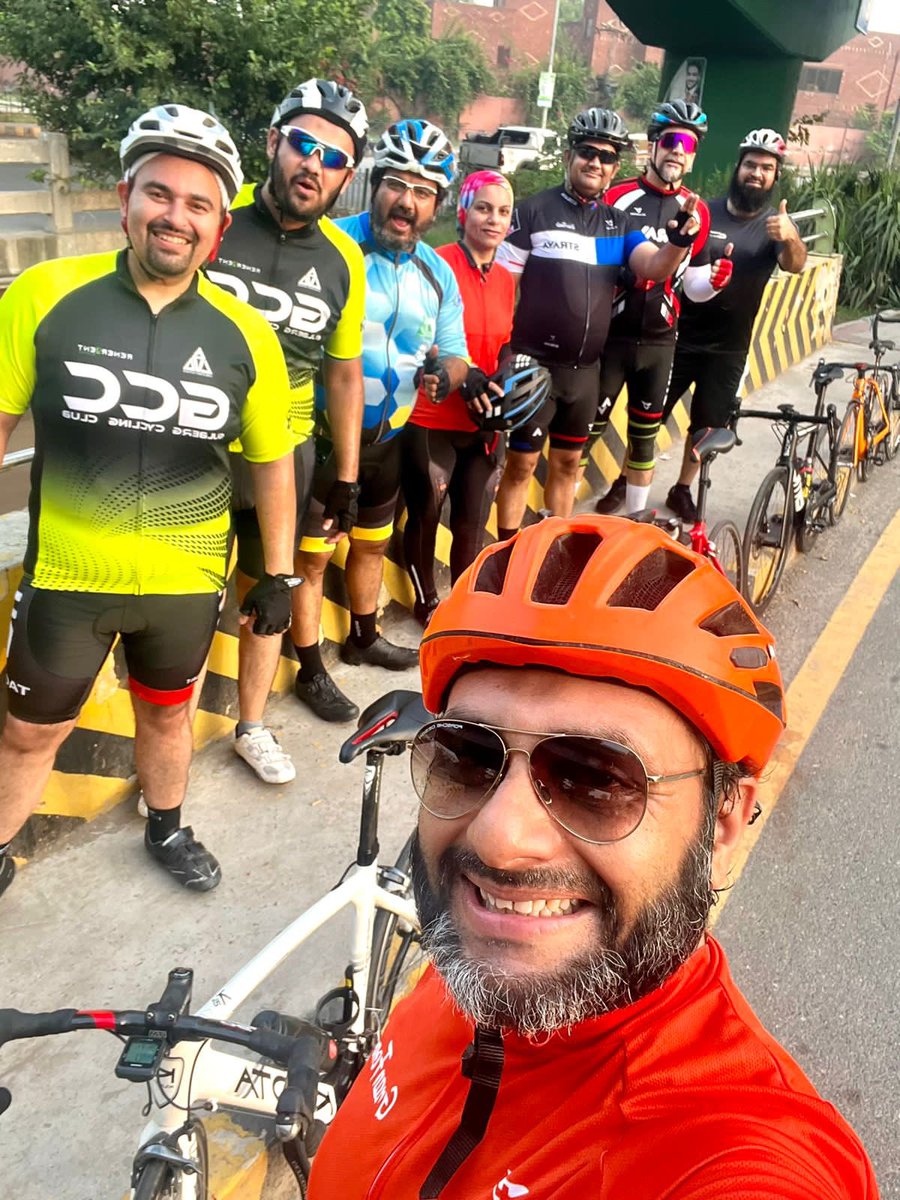 gulbergcycling's tweet photo. Great turnout today despite the weather conditions.
Join us for our @LSDCycling club for Canal Rides every Wednesday and Saturday morning!
For further information contact our admins @ahmedsajjad @abbasnpm and @shahmadzafar
#cycling #cyclinglife #coffeeloop #mangoexpress #lsd https://t.co/Z1cg8TBzit