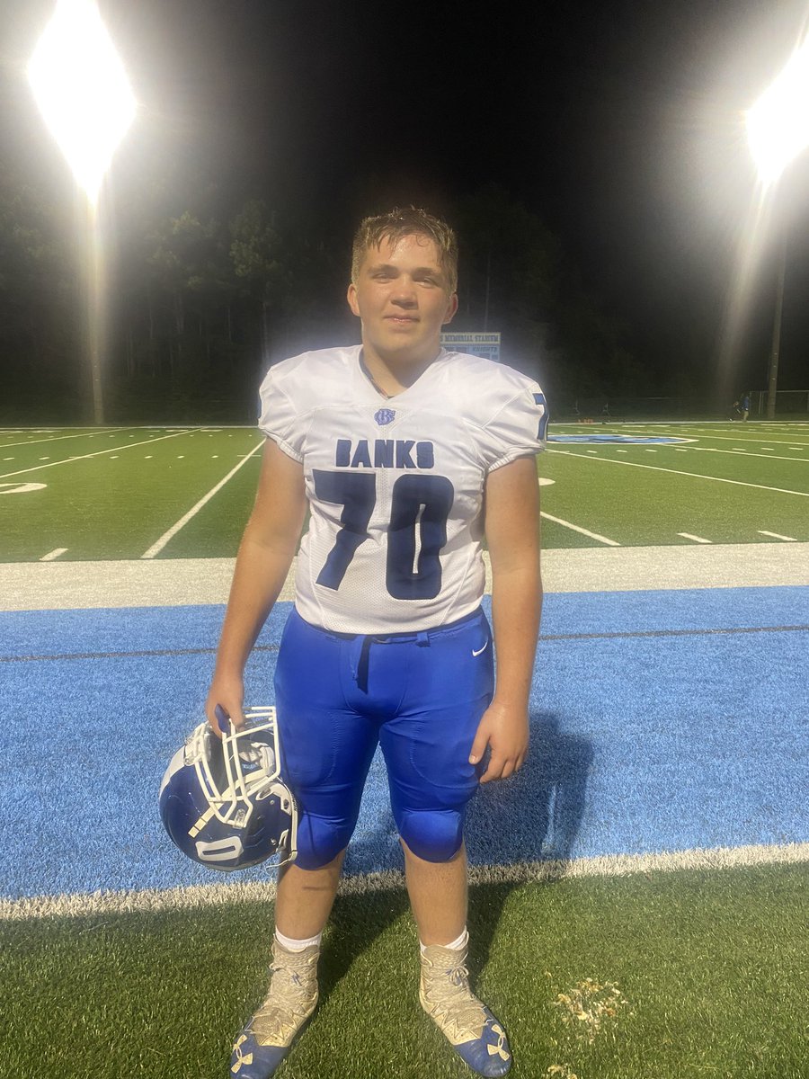 MicahWard2008's tweet photo. First varsity game freshman year. #whyigrind @PlayBookAthlete https://t.co/nsMlfac7DR