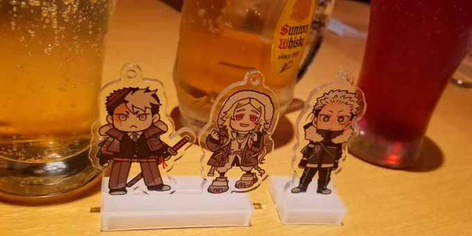 冨樫展行ったり明日イベントに備えてエネルギーチャージしてきたぞい。 