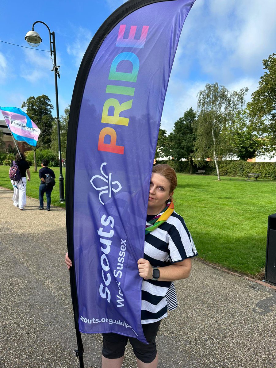 dccdiversity's tweet photo. @WestSussexScout enjoying Crawley Pride 🏳️‍🌈🏳️‍⚧️#scouting4all https://t.co/Oqg2GaTzgA