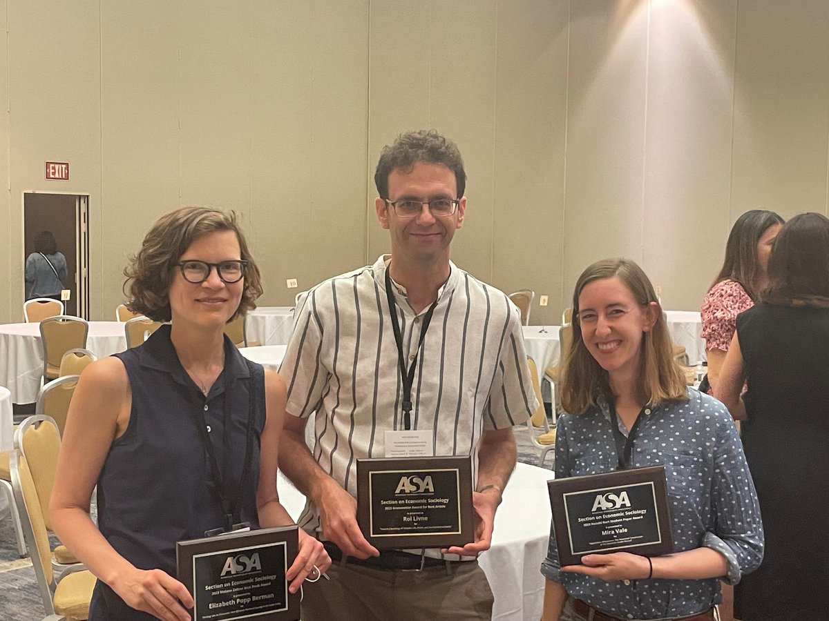 Michigan Sociology (@umsociology) on Twitter photo IT’S A SWEEP! 🧹 Congratulations to <a href="/epopppp/">Beth Popp Berman (epopppp@bsky)</a>, @RoiLivne, and <a href="/miradvale/">Mira Vale</a>! @umich received all three major awards from the <a href="/ASAnews/">ASA Sociology</a> #EconomicSociology section last night. 〽️ #GoBlue! IT’S A SWEEP! 🧹 Congratulations to <a href="/epopppp/">Beth Popp Berman (epopppp@bsky)</a>, @RoiLivne, and <a href="/miradvale/">Mira Vale</a>! @umich received all three major awards from the <a href="/ASAnews/">ASA Sociology</a> #EconomicSociology section last night. 〽️ #GoBlue!
