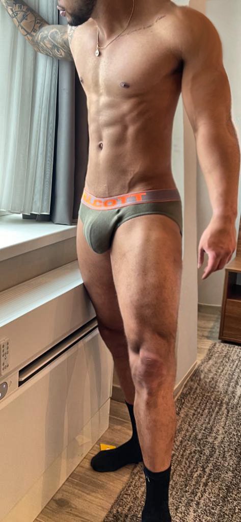 SIRIO000's tweet photo. 🍆💦so hot 🥵 https://t.co/hsnffzcIT7
