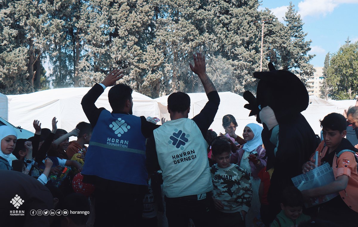 AshrafALMsalam's tweet photo. And on #HumanitarianDay Sending heartfelt appreciation to all the brave #humanitarian   workers in Syria! Your dedication to providing aid and support to those in need is truly inspiring.Thank you for making a difference and spreading hope in the midst of adversity #Syria 
#UNSC https://t.co/mWZj7RyXsy