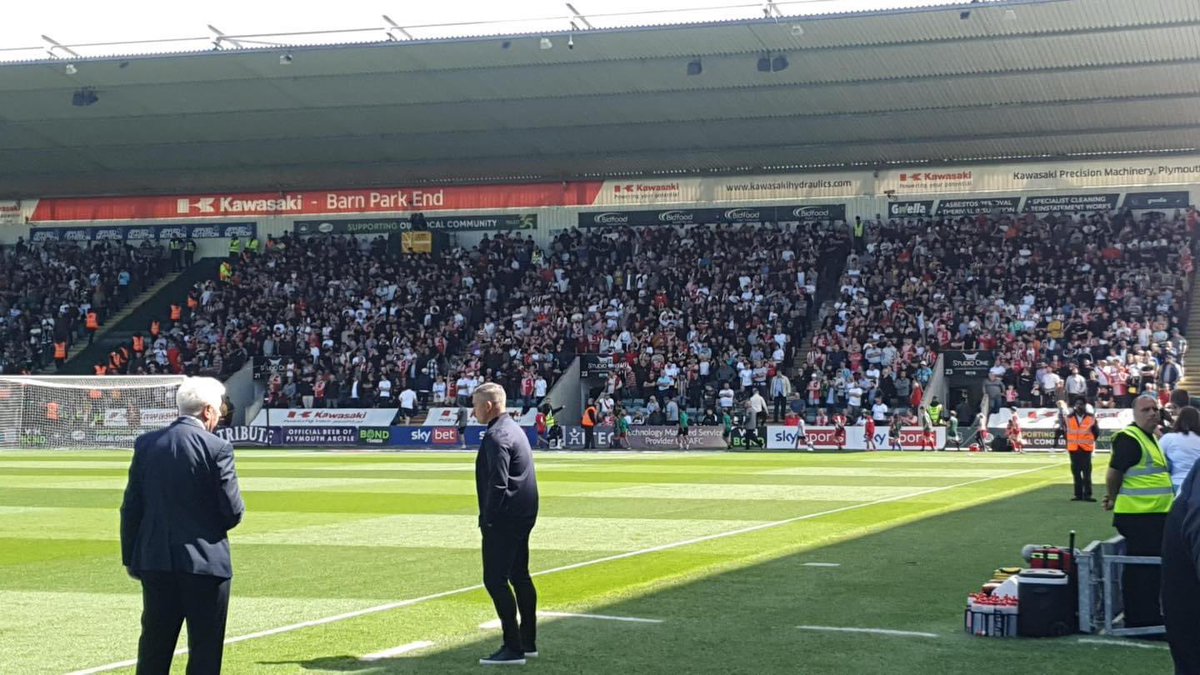 1,700 Southampton fans in the sold out away end at Plymouth for the early kick off today👏 #saintsfc