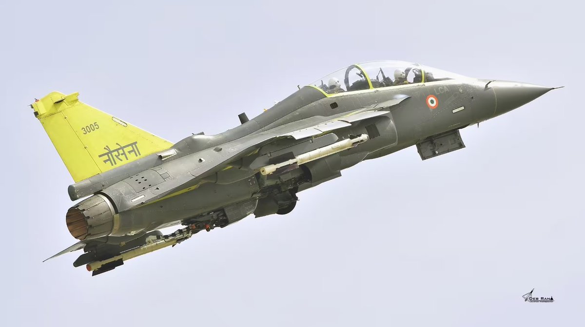 Defence_Nation's tweet photo. #JUSTIN : Maiden Flight of #LCA Navy Trainer prototype "NP5" was successfully conducted on 18th August, Friday at HAL Airport.
The Aircraft took off at 14:20 hrs and was Airborne for 57 minutes with all parameters normal. 🇮🇳⚡️
#IndianNavy #LCANavy #NP5 #HAL #JaiHind https://t.co/EaQLd32btu