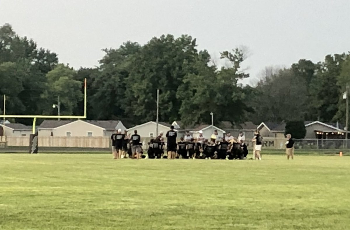 Another scrimmage in the books. A lot of good things on the field last night! Work to do this week! #family #TPW <a href="/HagemanEvan_66/">Evan Hageman</a> <a href="/chew_hayden/">Hayden Chew</a> @Evan82576509 <a href="/tylernorton76/">tyler norton</a> <a href="/ty_smoot/">Ty Smoot</a>
