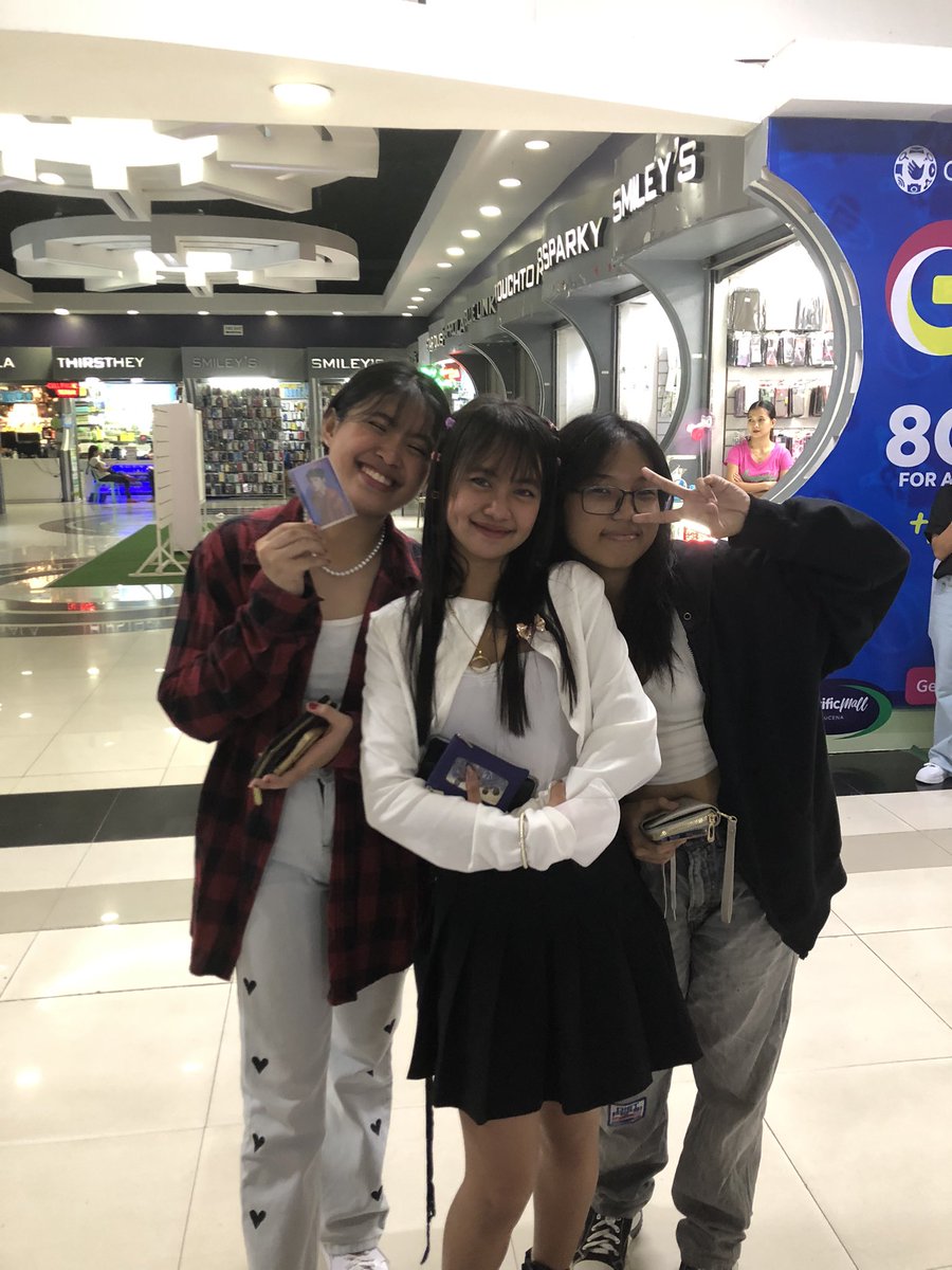quezonteumes's tweet photo. AND THATโS A WRAP FOR KCON3: KPOPSAYAHAN! ๐
thank you so much to everyone who bought from our booth and to all teumes who enjoyed our freebies! ๐๐ค see you again on KCON4? ๐
#KPOPSAYAHAN3 #KCON3 #treasure https://t.co/NzFj2s6gjy