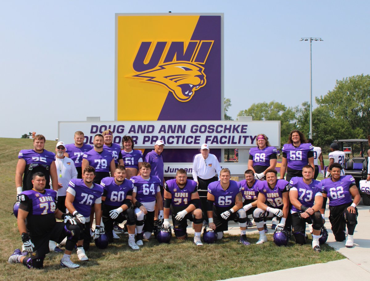 UNI Football tweet media