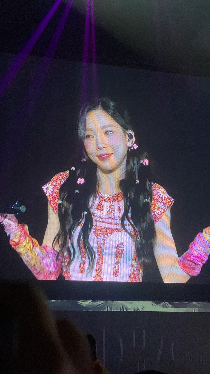 summewon's tweet photo. TAENG 🩷😭

#TAEYEON_TheODDOfLOVE_in_SINGAPORE #TAEYEONCONCERT_TheODDOfLOVE 
#TAEYEONinSG https://t.co/JTAqrMud4T