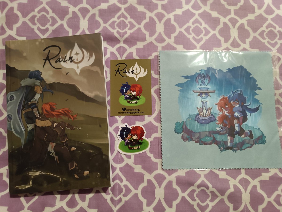 purplemoon_09's tweet photo. Finally got my book from @rainanthology. Thanks for the cute freebies! 💜💖 https://t.co/SGF7wUW7HG