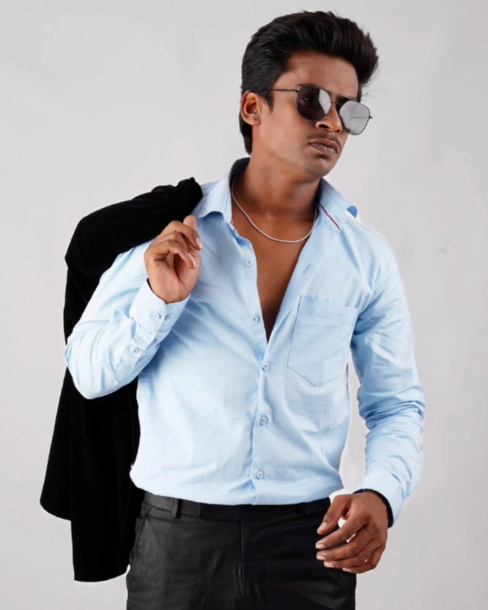 SriramVader's tweet photo. I DON'T LIMIT MY SELF ✨
#sriramvader https://t.co/hA8paDRy2c