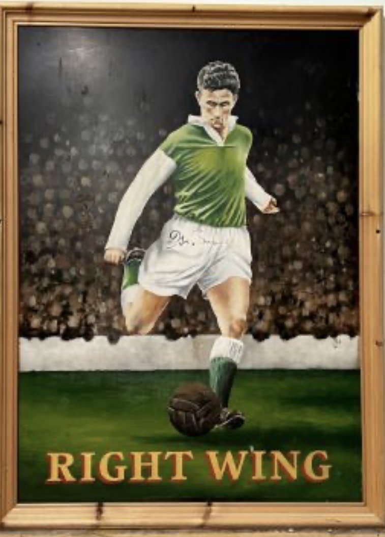 We are pleased to announce the winning at auction of Gordon Smith’s pub sign ‘The Right Wing’. 

After some restoration, the sign will be displayed at Easter Road.

Thanks to <a href="/LewisMelee/">Lewis Melee</a> for the heads up 👍💚