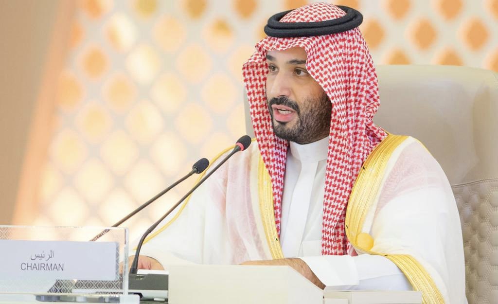 m92071's tweet photo. @AzizbagBag هذا معزّي وعهد العز ينعادي
وريث جده شبيهه في خطاواته

هذا محمد ابن سلمان يا بلادي
ولي عهدٍ وثقنا في سياساته

هذا القيادي اذا قالوا لك اقيادي
طغى على سادة العالم وقاداته https://t.co/fCdCbnVUdK
