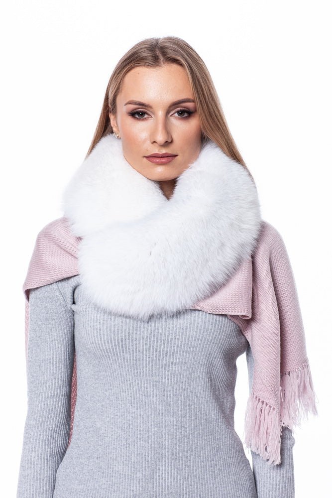 FurForYou's tweet image. This merino wool scarf with fur provides excellent protection against the elements and will keep you warm on cold days. It is sure to be a treasured item as you can rely on its quality craftsmanship and lasting design. FurbySD.com