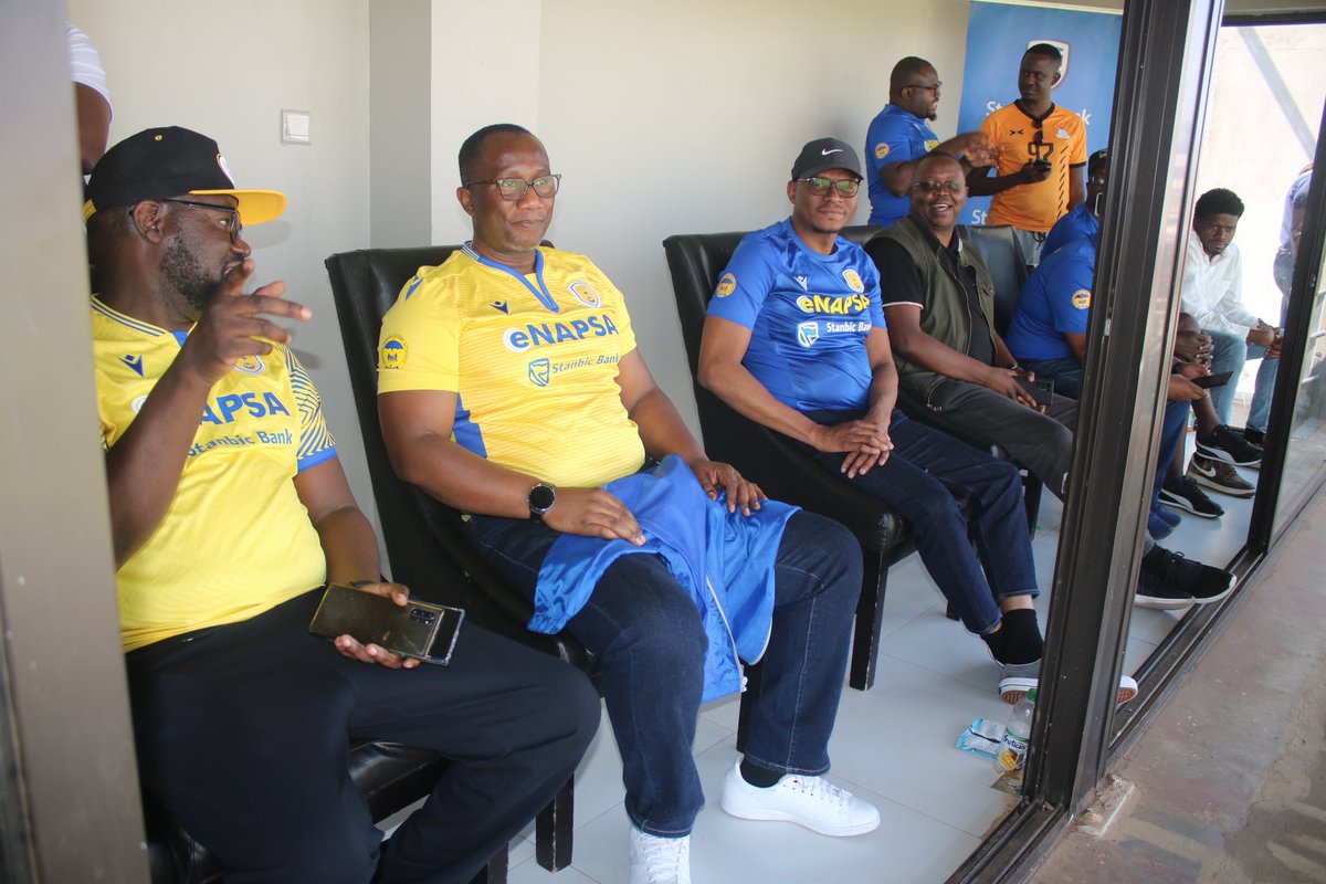 napsastars_fc's tweet photo. Despite the game not going our way on the field, we are grateful to have had the support of our amazing sponsors at Woodlands Stadium today. 

NAPSA DG Muyangwa Muyangwa &amp; Stanbic Bank Zambia  CEO Mwindwa Siakalima watched of first match of the season today. 

We are grateful 👏 https://t.co/fNOP56tdyB