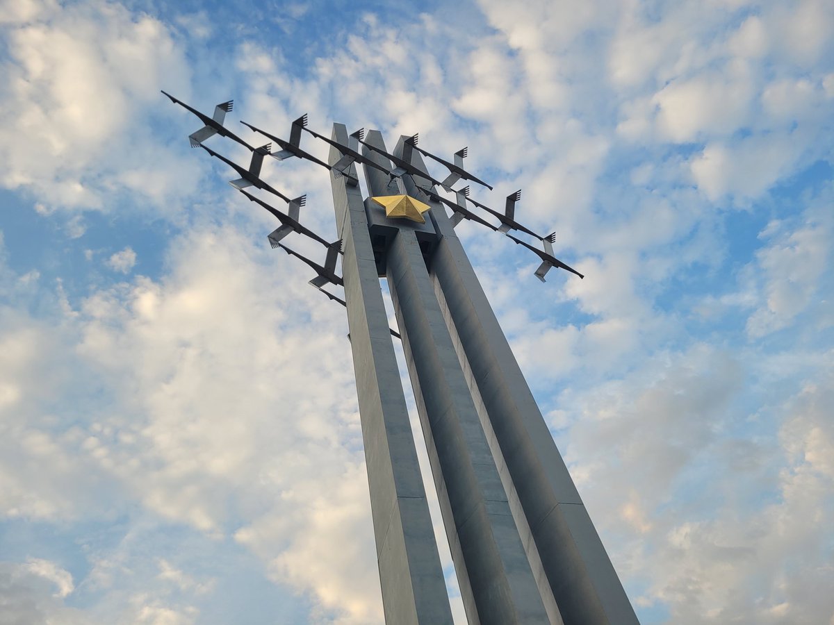 Тэфия tweet media