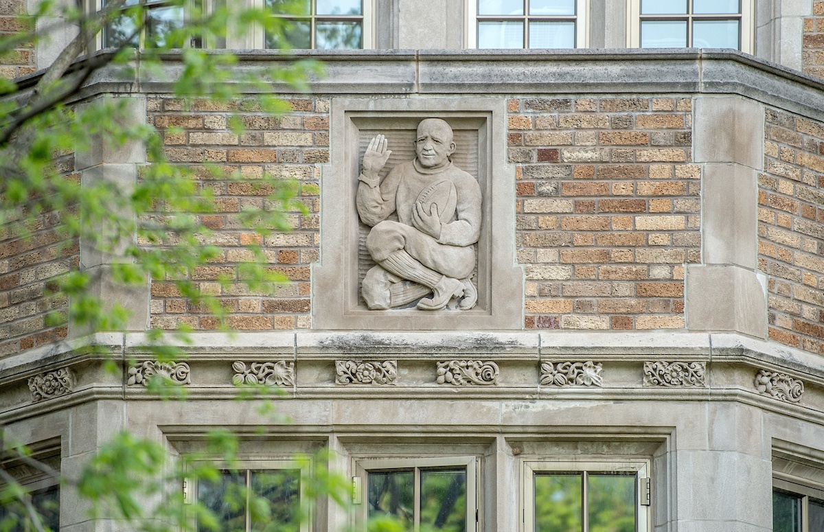 NDAlumni's tweet photo. After a year-long renovation, Alumni Hall reopens its doors for the fall semester! Residents can now enjoy a lounge on the first floor and a green roof. #HomeSweetHall

•Nickname: Dawgs 🐕
•Notable resident: Jerome Bettis '22
•Greek letters above the door spell out "dog" https://t.co/8CZd3pNMlU