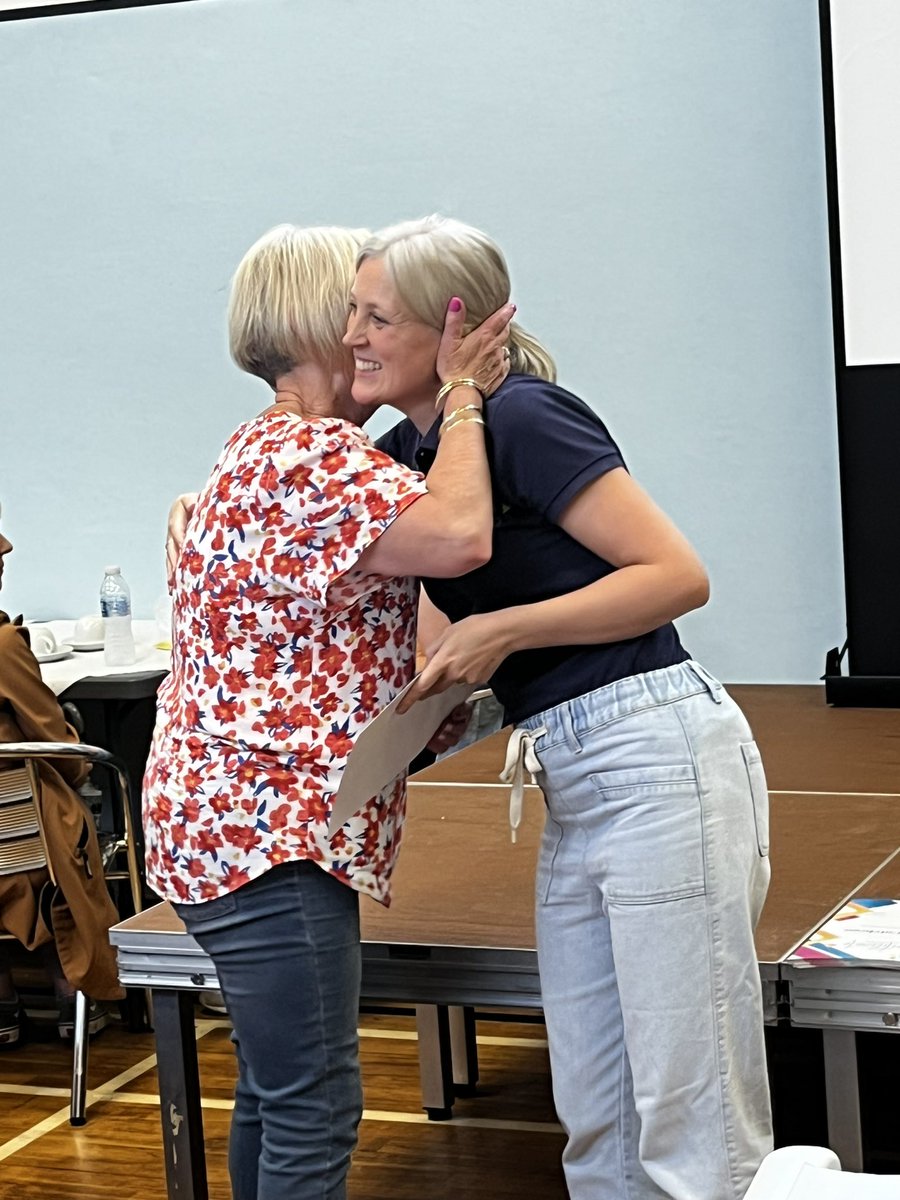 EYSEscape's tweet photo. ⭐️ CELEBRATING ACHIEVEMENTS! What a morning celebrating success at our AGM! 

#TEAMESCAPE #EYSTEAM #Youthwork #Youthworkchangeslives #inclusion #love #proud https://t.co/DLF4jnelyS