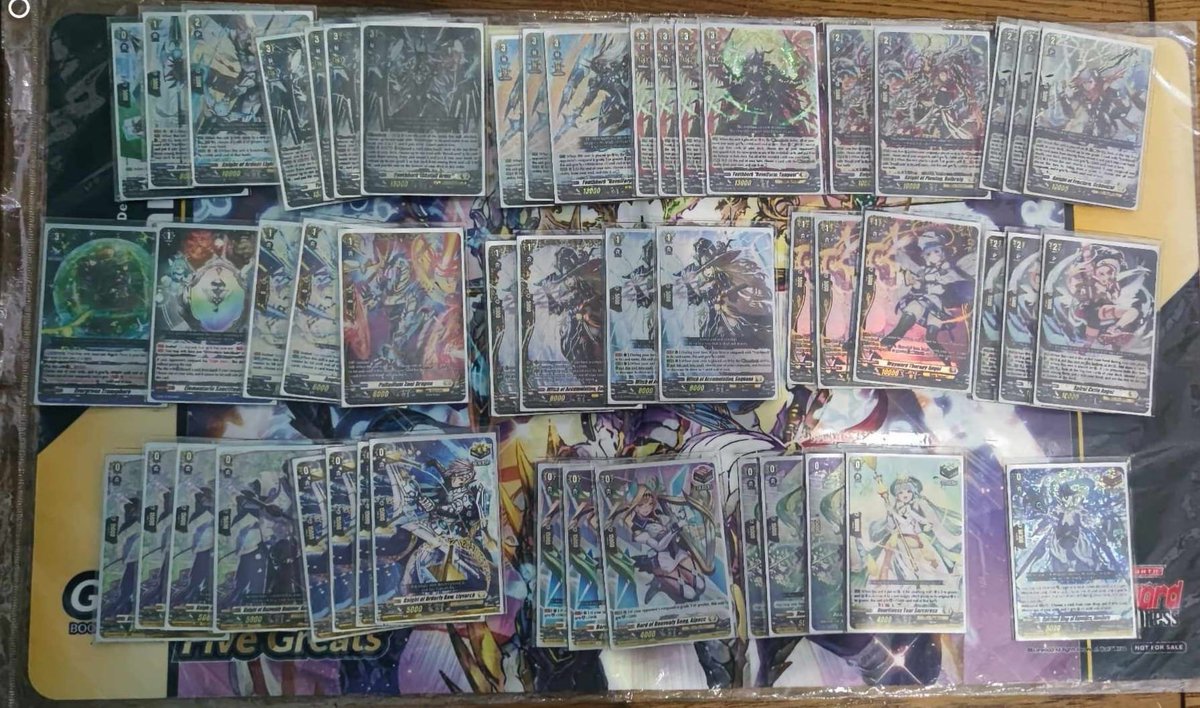 ThuducVCS's tweet photo. And here is the result of 1st IU Vanguard CS today with new banlist
Champion: Lê Kỳ Quốc Bình, deck Gravidia (A5ZU)
Runner-Up: Lê Diên Thanh Tùng, deck Messiah (3Y3J)
-Best 4
Lê Ngọc Thái An, deck Youthberk (P7DU)
Phạm Lê Anh Kiệt, deck Chronojet Dragon (A7WJ)
#VGTopDecks https://t.co/OFyIltqS1B